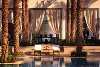 Pool Bar